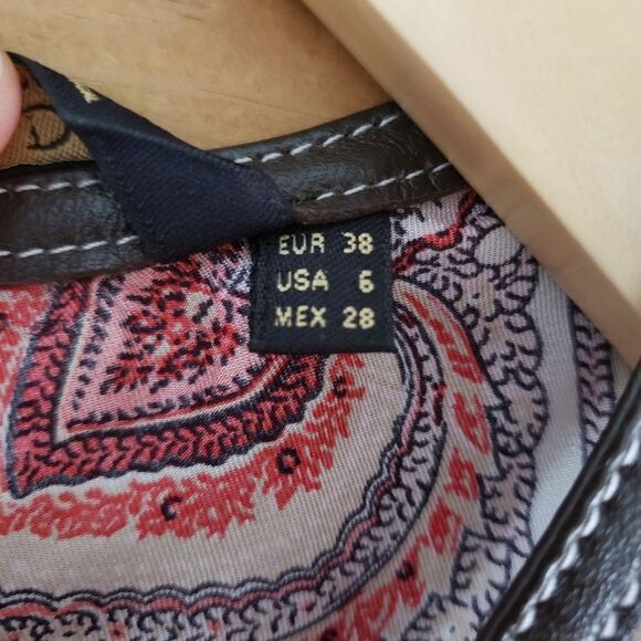 🦋3/$25 Massimo Dutti Size 6 Red Brown Paisley Sleeveless V-Neck Tank Top - Picture 6 of 9